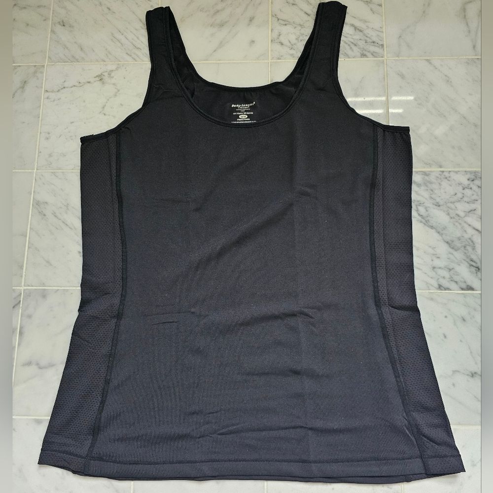 NWT Ladies Terramar Body Sensors® Tech Jersey Tank Top, Medium, Black